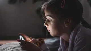 ¿Es mi hijo adicto a la tecnología?
