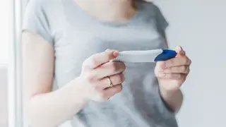 ¿Es posible quedarse embarazada sin penetración?