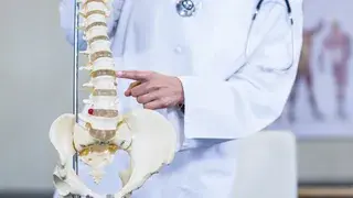 ¿Puede ser que mi columna vertebral provoque mis dolores?